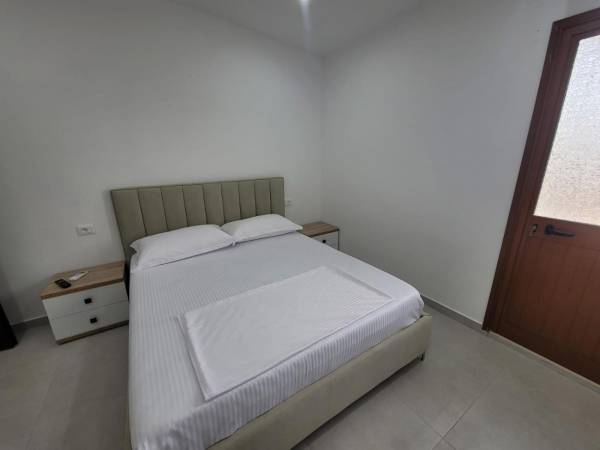 Double Room with Private Bathroom - Accommodation