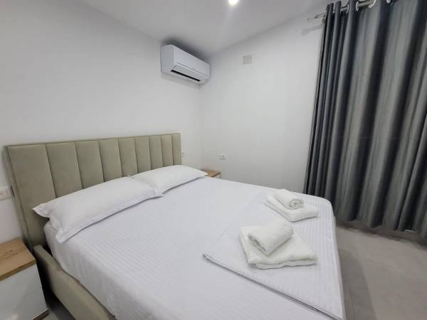 Standard Twin Room - Accommodation